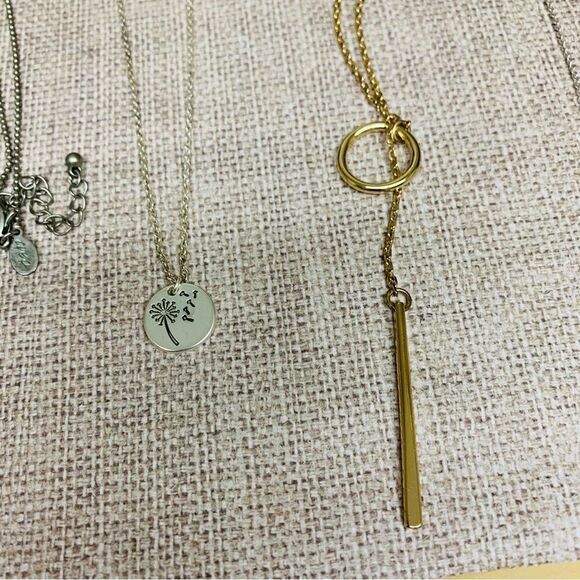 Dainty Necklace Bundle  - Picture 3 of 4